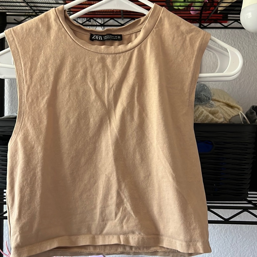 Nude tank